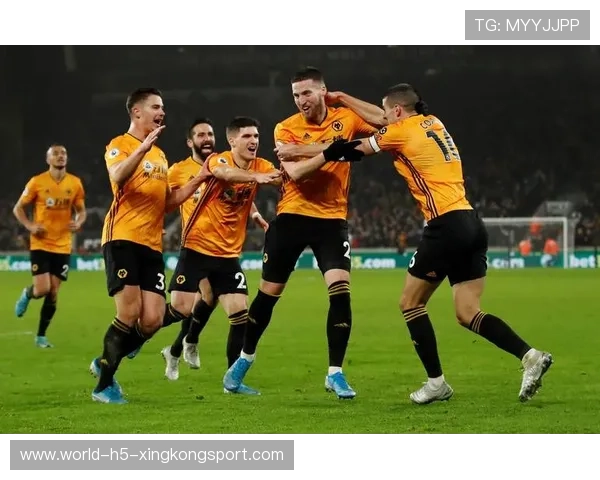 狼队盯梅西式灵巧中场：破解足球艺术的秘密武器